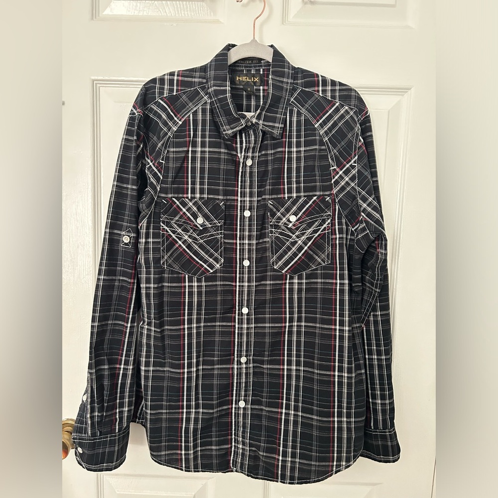 Helix Black White and Red Plaid Long-Sleeve Button-Up Shirt